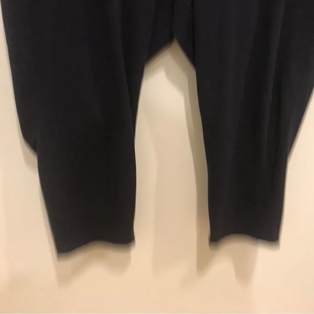 HUE Women's Plus Black Capri Leggings ( 3X)